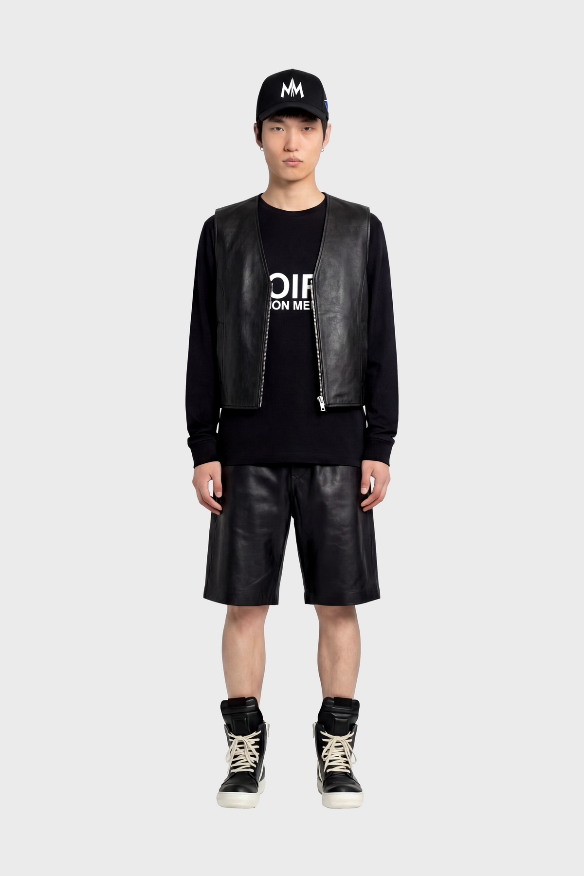 Noire Classic SUPIMA® Cotton Long Sleeve T-Shirt - Black